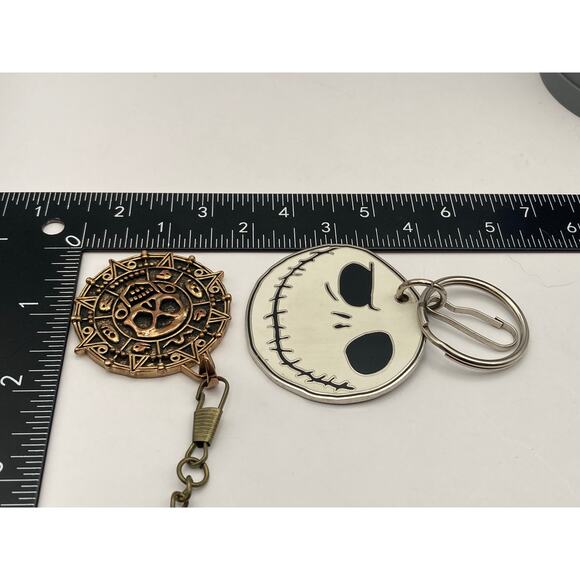 Disney Keychain Jack Skellegington and Pirates of the Caribbean Pendant - Picture 7 of 7